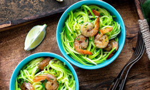 Lee más sobre el artículo Espagueti de calabacín con gambas.